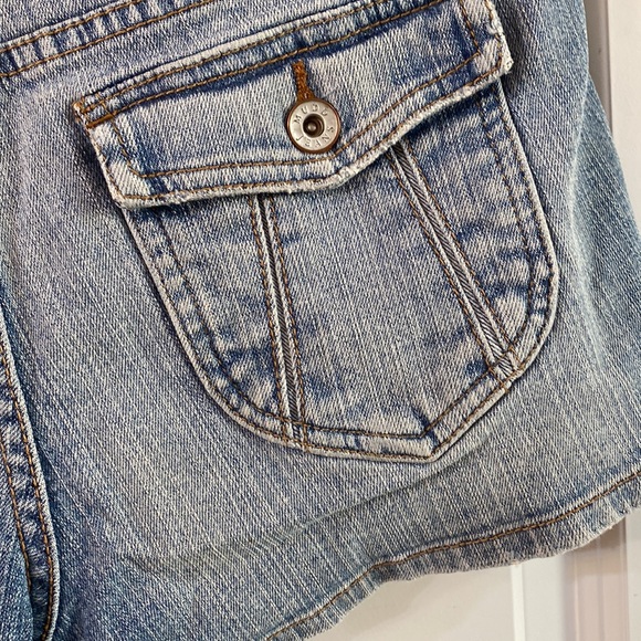 Mud Jeans Shorts - Picture 7 of 9